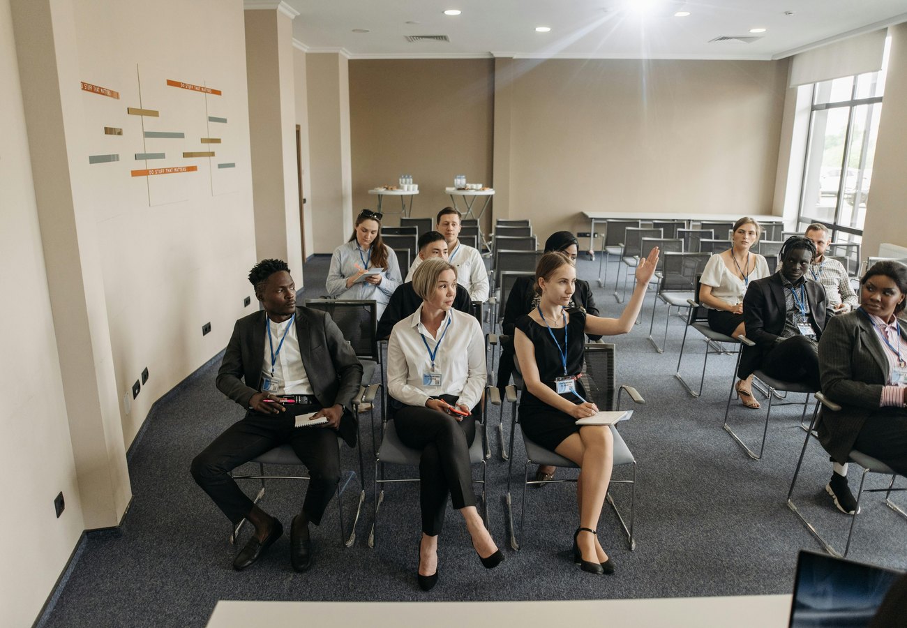 Audience participation in a seminar setting
